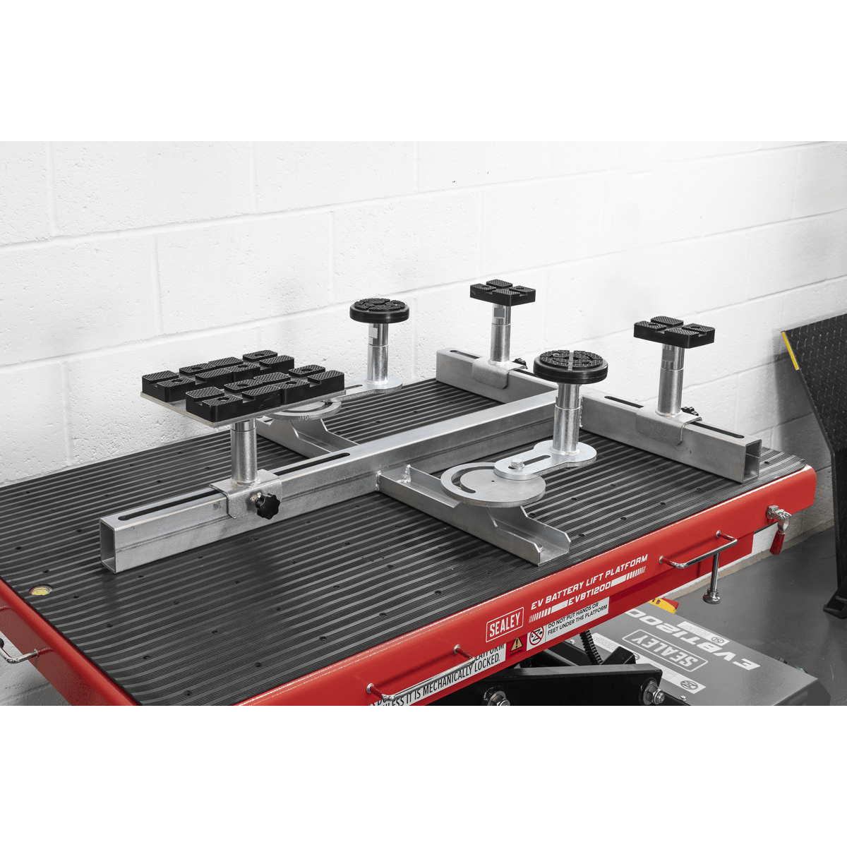 Sealey EVBT05 Lifting Platform Engines/Transmissions Adaptor - EVBT05 - Sealey Tools UK - Trade Counter Direct