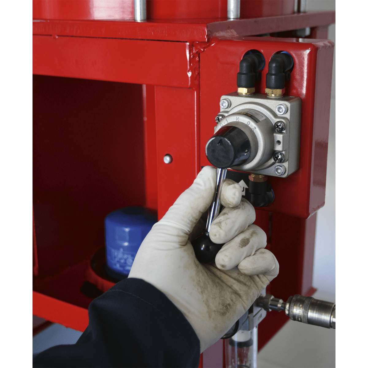 Sealey HFC08 Pneumatic Oil Filter Crusher - HFC08 - Sealey Tools UK - Trade Counter Direct