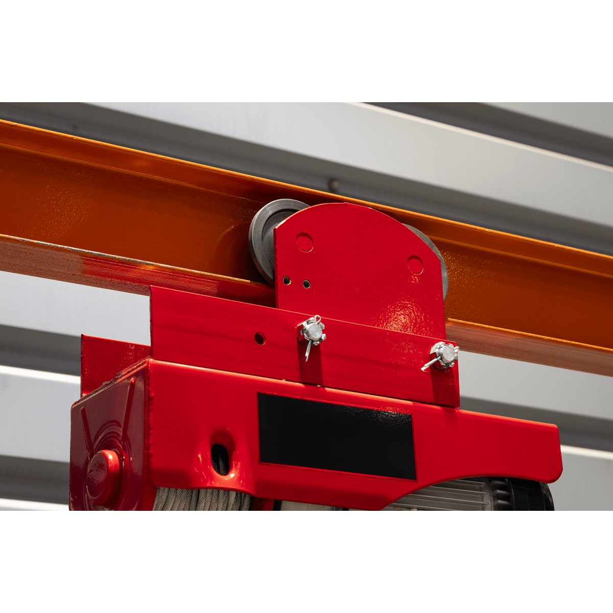 Sealey PHT1000 Manual Hoist Trolley 1000kg Capacity - PHT1000 - Sealey Tools UK - Trade Counter Direct