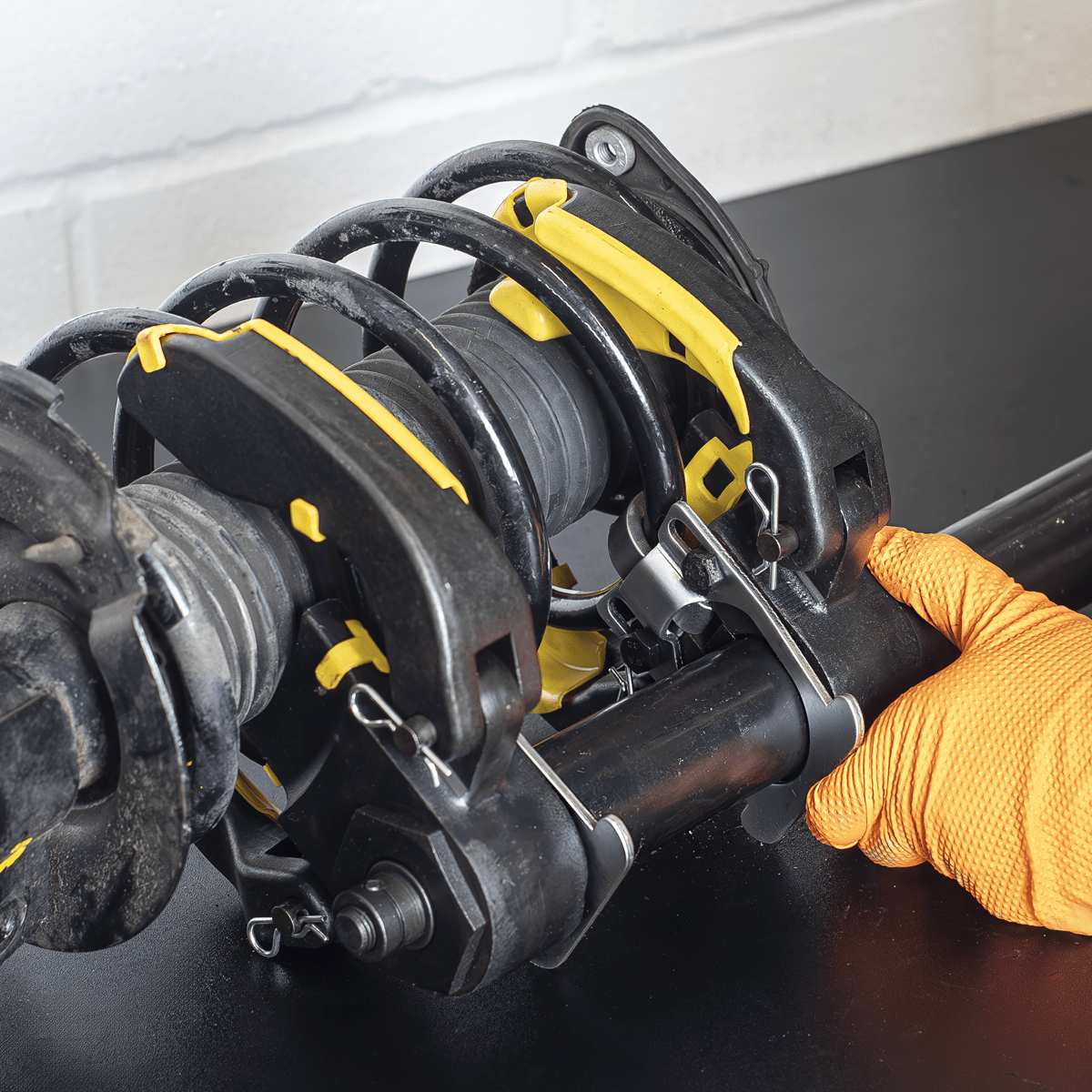 Sealey RE250 Coil Spring Compressor Set 2300kg - RE250 - Sealey Tools UK - Trade Counter Direct
