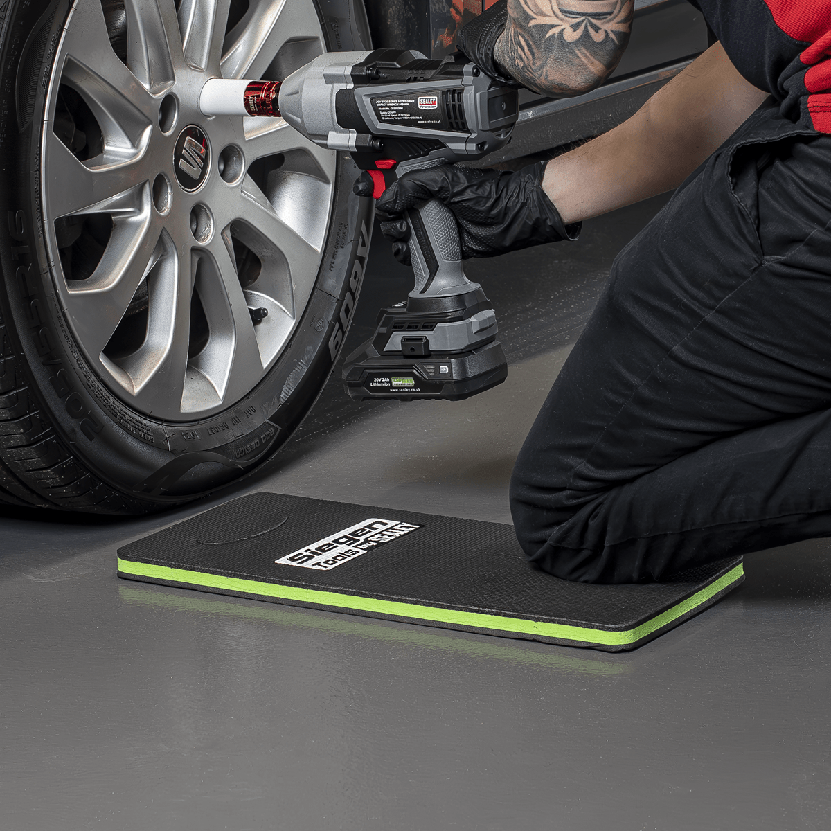 Sealey S08563 Siegen EVA Mechanic's Kneeling Mat 22mm - S08563 - Sealey Tools UK - Trade Counter Direct