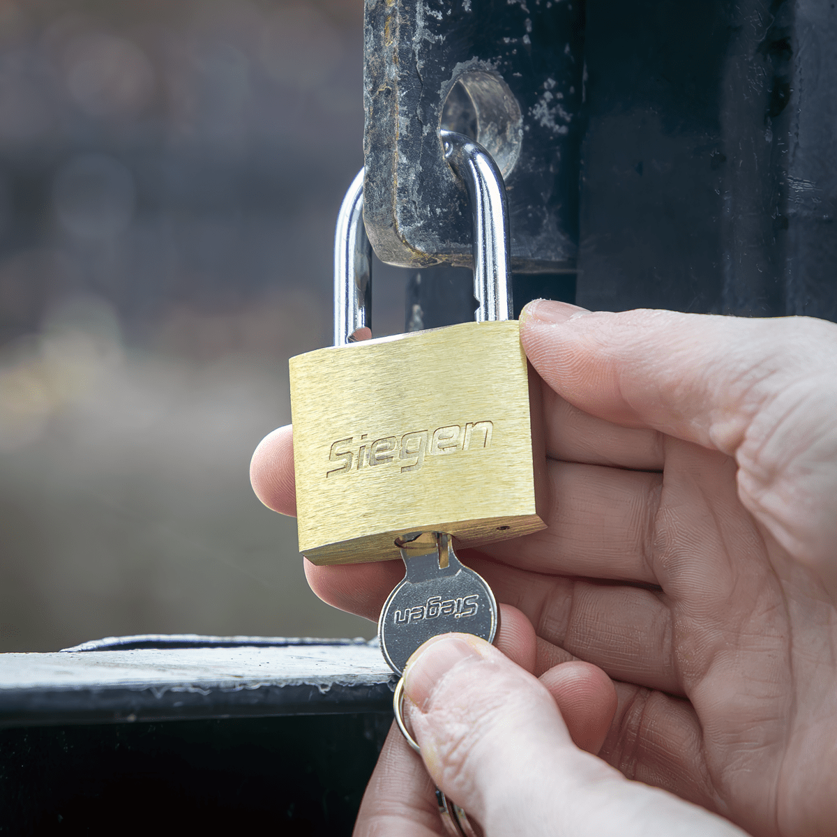 Sealey S0987 Siegen Brass Body Padlock with Brass Cylinder 40mm - S0987 - Sealey Tools UK - Trade Counter Direct