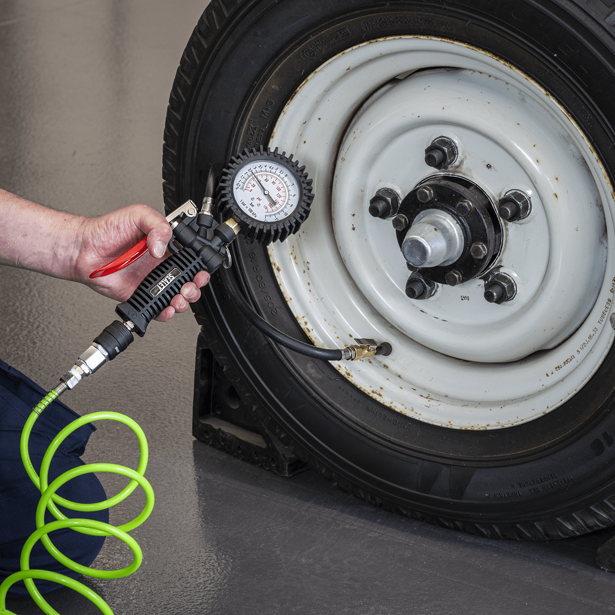 Sealey SA9302 Tyre Inflator with Pressure Gauge and Clip-On Connector - SA9302 - Sealey Tools UK - Trade Counter Direct