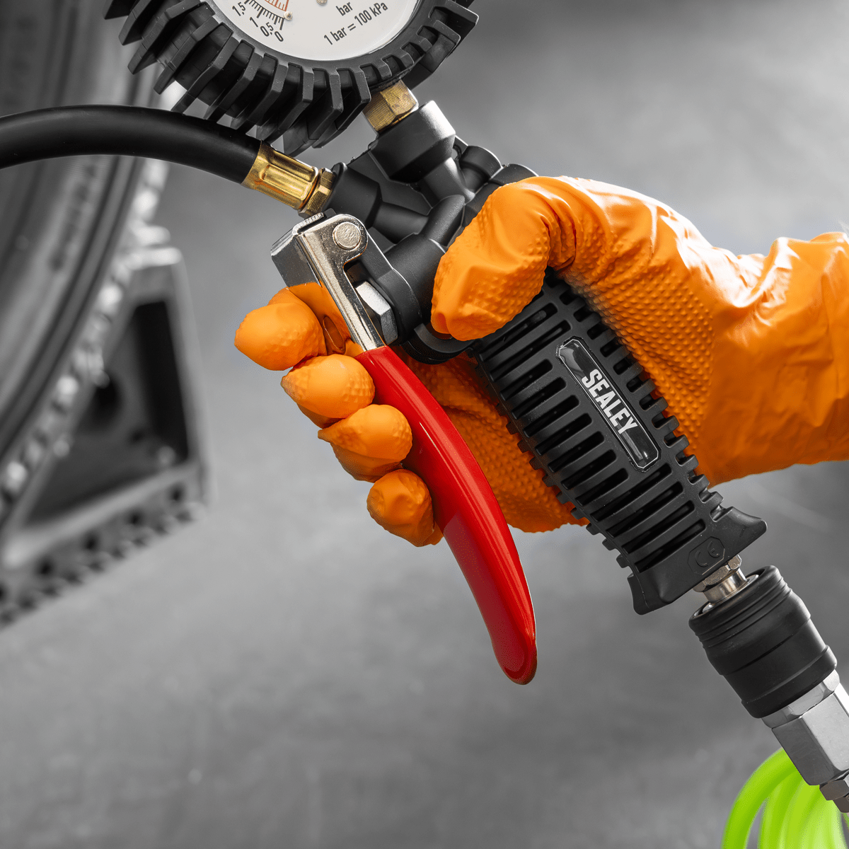 Sealey SA9314 Tyre Inflator with Push-On Connector - SA9314 - Sealey Tools UK - Trade Counter Direct