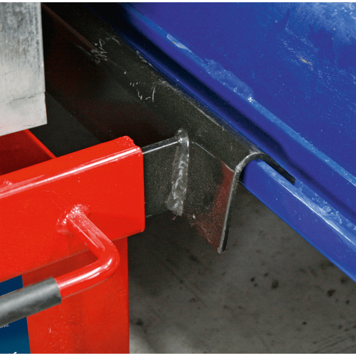 Sealey SJBEX200 Jacking Beam 2tonne with Arm Extenders & Flat Roller Supports - Jacking Beams - SLY-11257 - Sealey Tools UK - Trade Counter Direct
