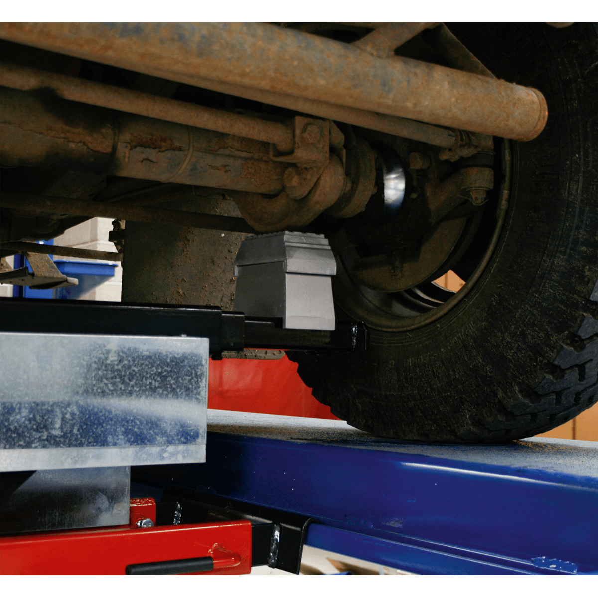 Sealey SJBEX200 Jacking Beam 2tonne with Arm Extenders & Flat Roller Supports - Jacking Beams - SLY-11257 - Sealey Tools UK - Trade Counter Direct