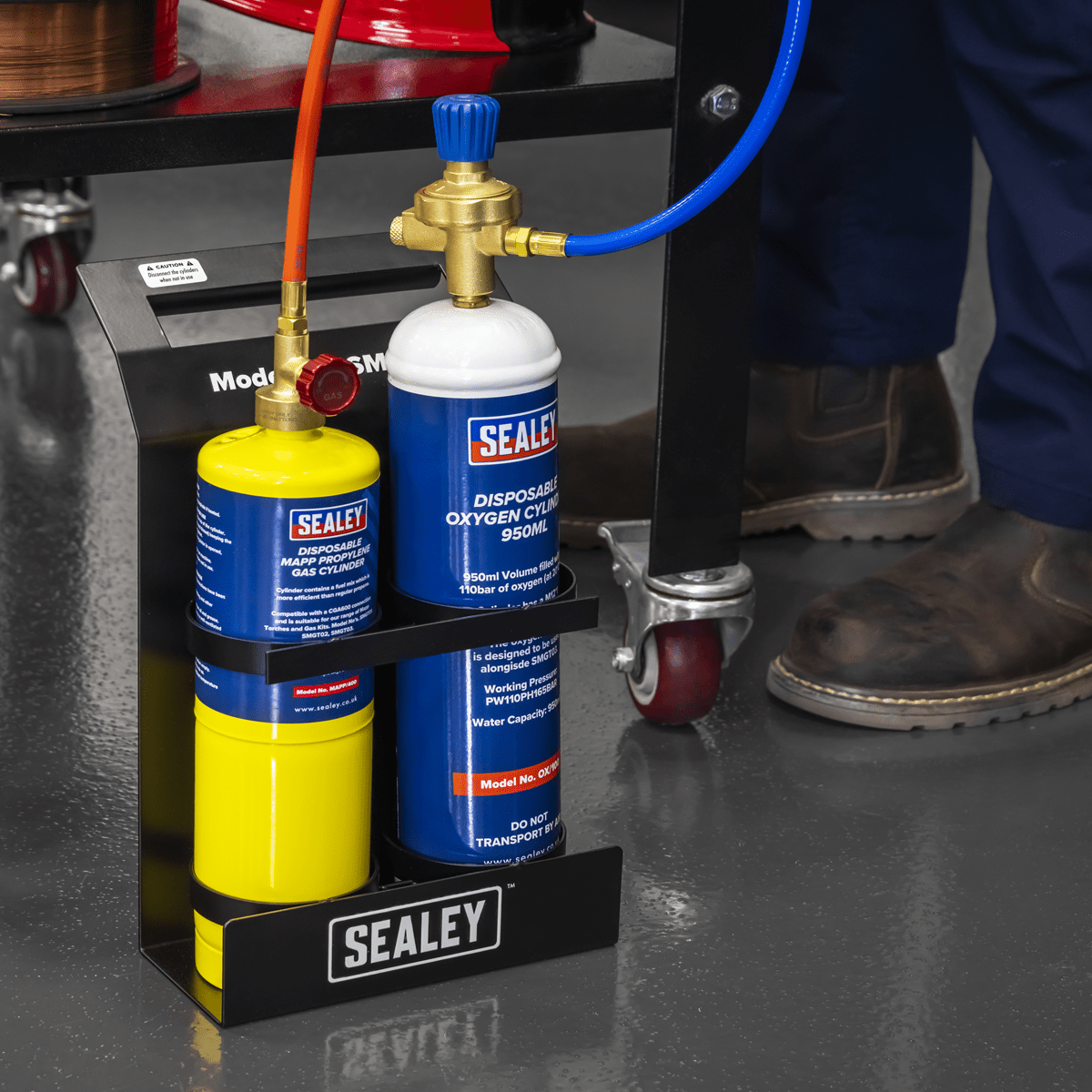 Sealey SMGKIT02 MAPP Gas & Oxygen Brazing Kit with 400g MAPP Cylinder & 950ml Oxygen Cylinder - SMGKIT02 - Sealey Tools UK - Trade Counter Direct