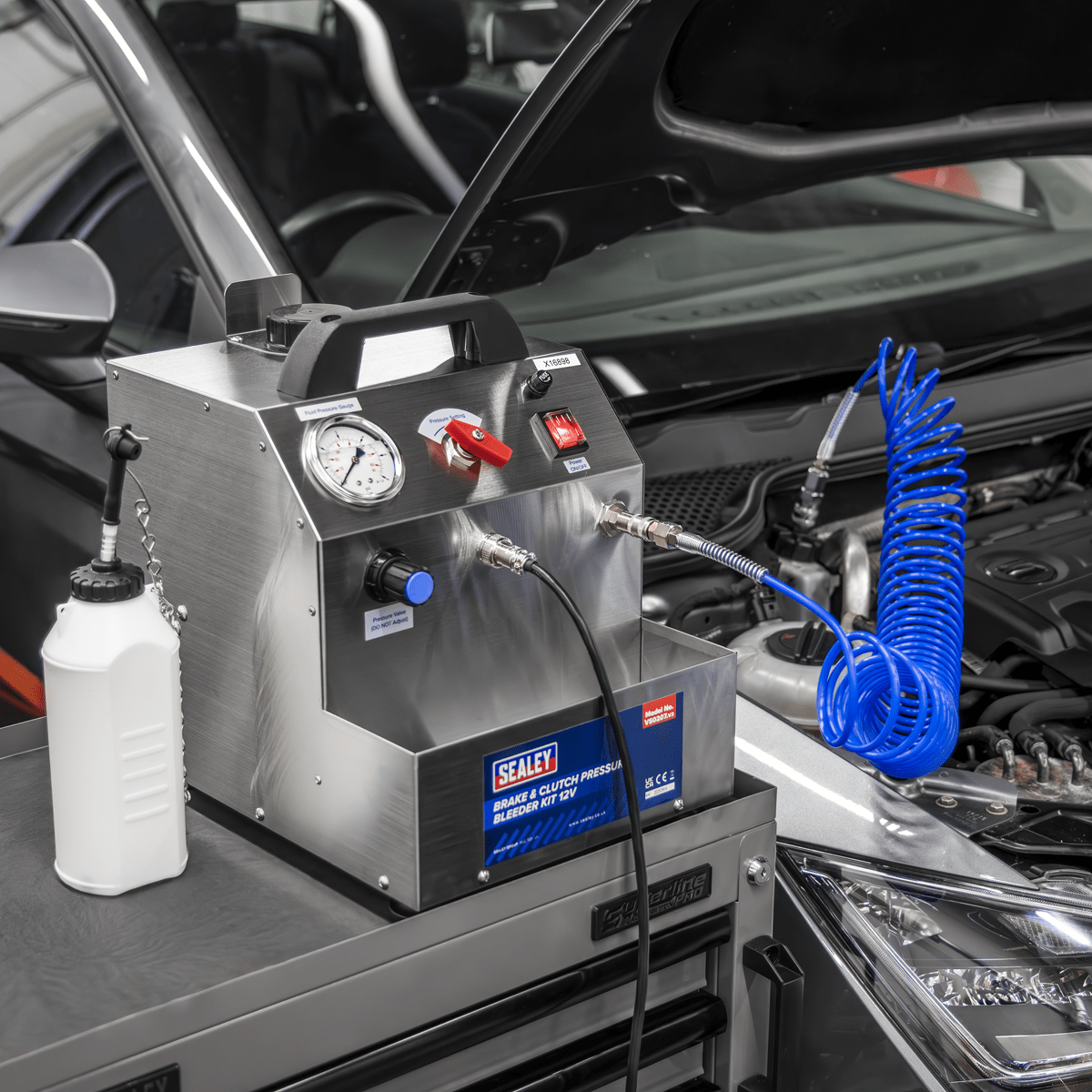 Sealey VS0207 Brake & Clutch Pressure Bleeder Kit 12V - VS0207 - Sealey Tools UK - Trade Counter Direct