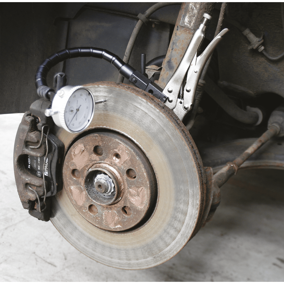 Sealey VS0290 Brake Disc Run-Out Kit - VS0290 - Sealey Tools UK - Trade Counter Direct