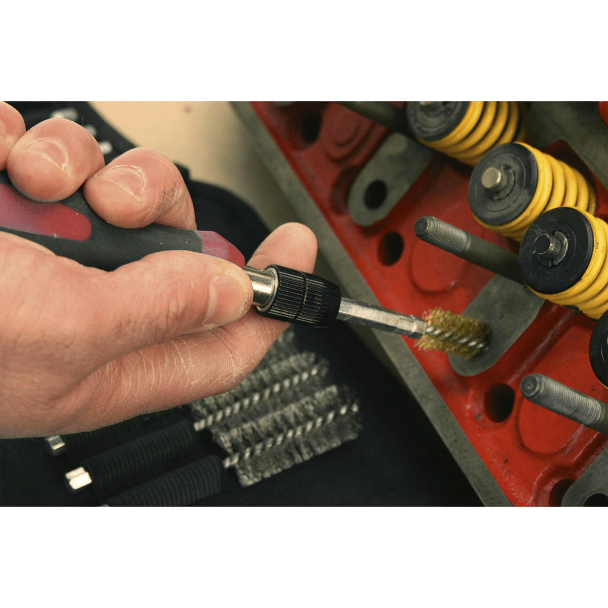Sealey VS1800 Cleaning & Decarbonising Brush Set 20pc - VS1800 - Sealey Tools UK - Trade Counter Direct