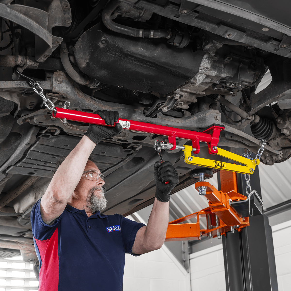 Sealey VS3819 Hands-Free Suspension Arm Lever - VS3819 - Sealey Tools UK - Trade Counter Direct