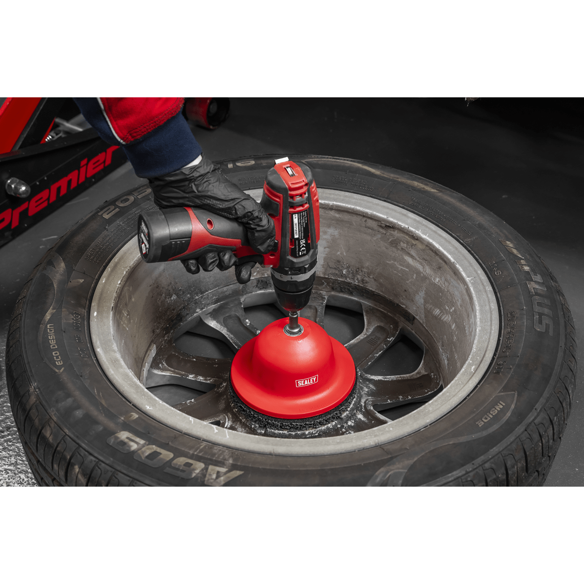 Sealey VS8001 Wheel Hub Cleaner - VS8001 - Sealey Tools UK - Trade Counter Direct