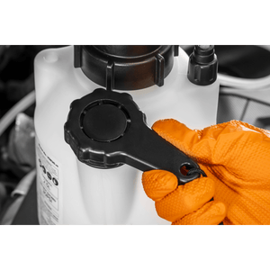 Sealey VS820 Brake & Clutch Bleeding System 2.5L - VS820 - Sealey Tools UK - Trade Counter Direct
