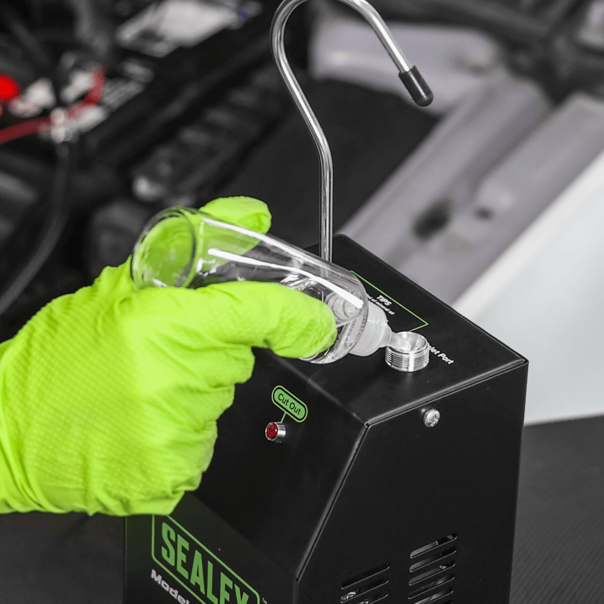Sealey VS872 Leak Detector Smoke Diagnostic Tool - VS872 - Sealey Tools UK - Trade Counter Direct