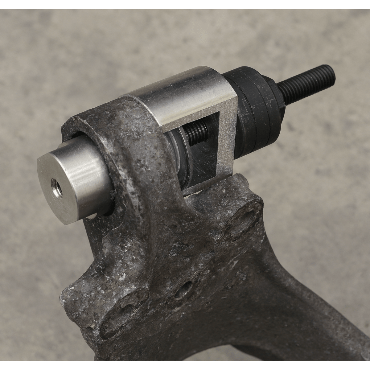Sealey VSE4785 Front Pivot Arm Bush Tool for Peugeot 407/508, Citroen C5/C6 - VSE4785 - Sealey Tools UK - Trade Counter Direct