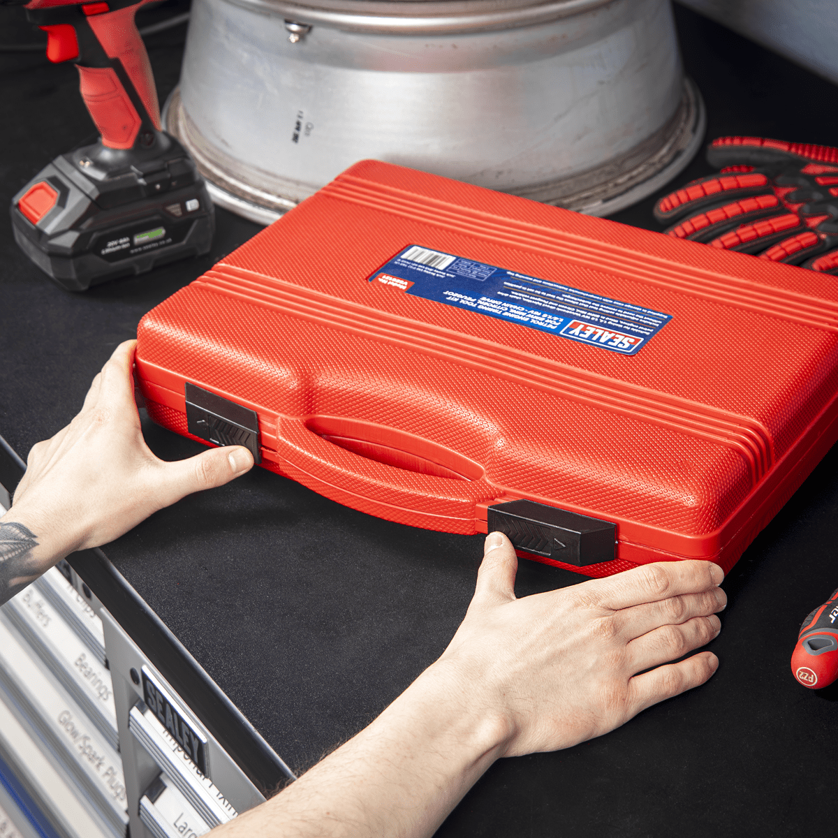 Sealey VSE6131 Petrol Engine Timing Tool Kit - for BMW Mini, Citroen, Peugeot - Chain Drive - VSE6131 - Sealey Tools UK - Trade Counter Direct