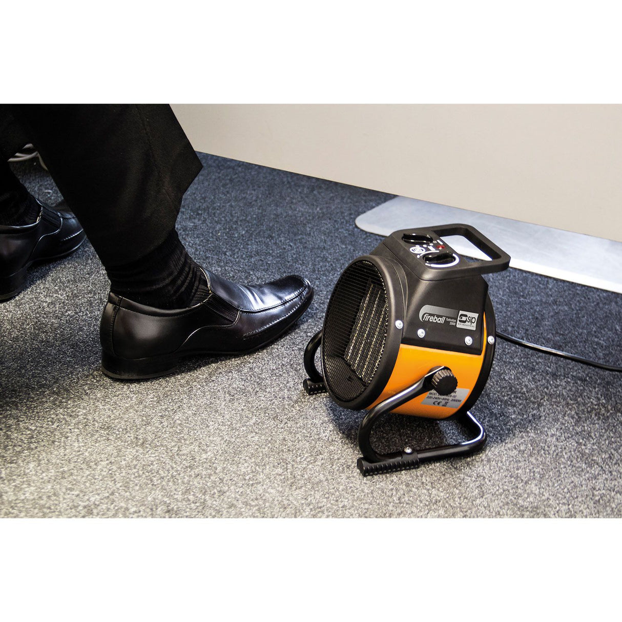 SIP FIREBALL Turbofan 2000 Electric Fan Heater - 09128 - SIP-09128 - SIP Tools UK - Trade Counter Direct