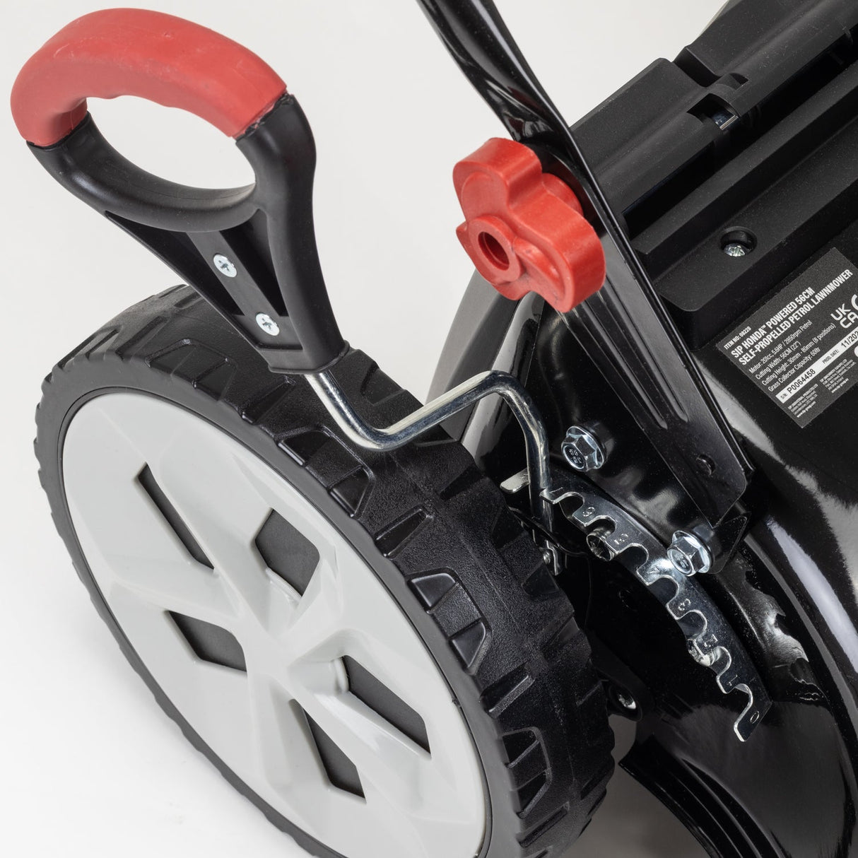 SIP HONDA-Powered 56cm Self-Propelled Petrol Lawnmower - SIP-08228 - SIP Tools UK - Trade Counter Direct