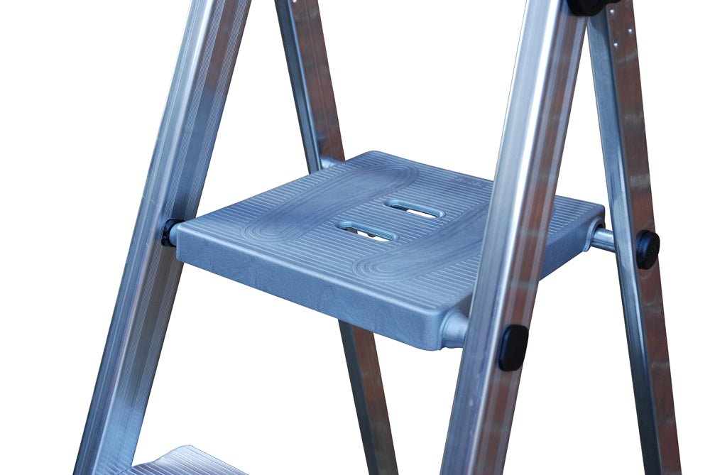 TB Davies 1211 - 028 8 Tread Maxi Platform Step Ladder - 1211-028 - TB Davies - Trade Counter Direct