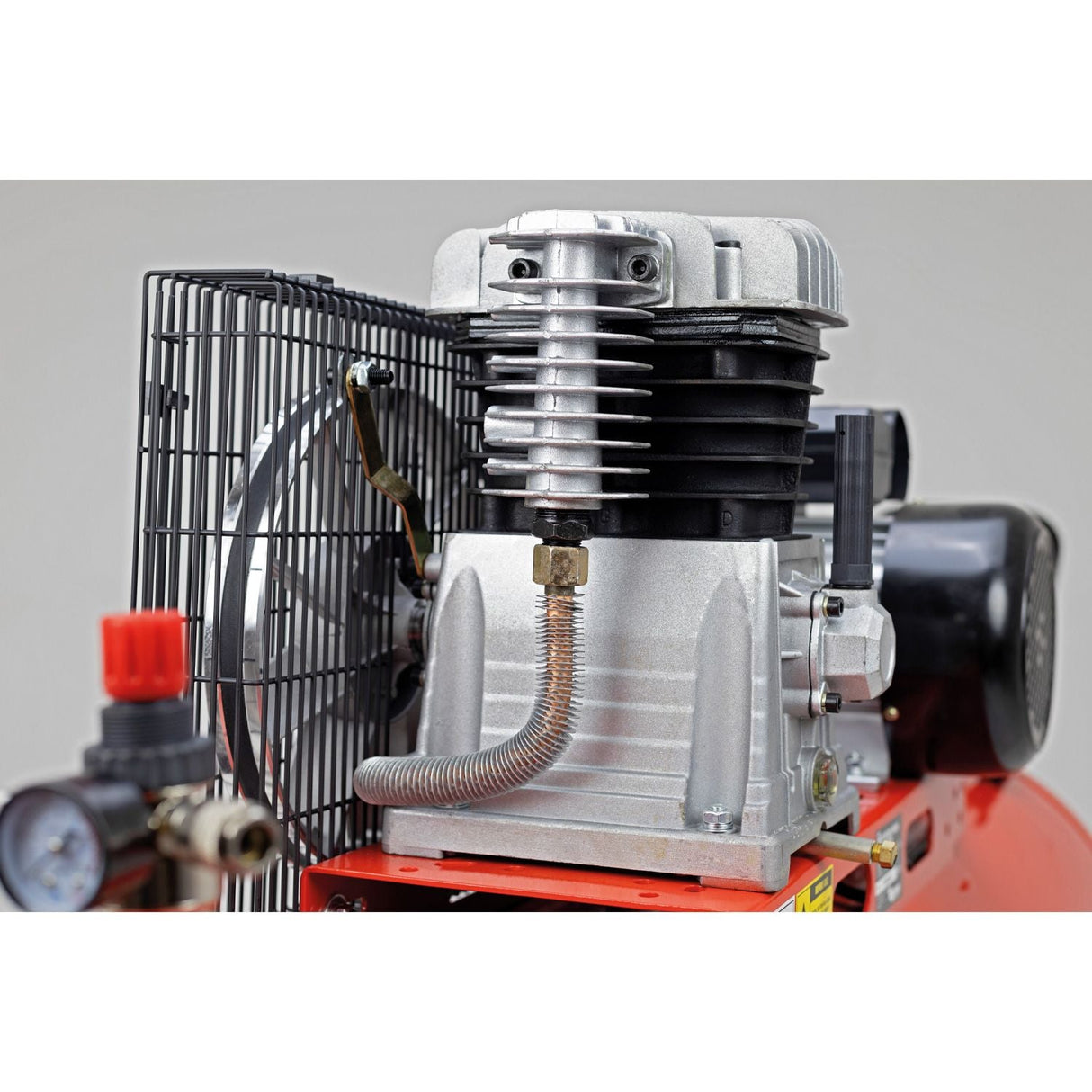 TIGREN 200ltr 3hp Belt - Driven Compressor - 04394 - SIP-04394 - SIP Tools UK - Trade Counter Direct